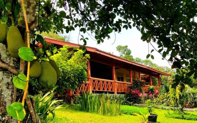 Villa Saung Kebon Ciwidey
