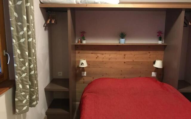 Antarès. duplex 48m2, piscine, sauna, à côté piste