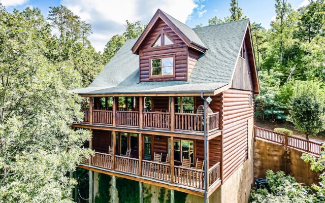 Timberwolf Vista w HotTub Pool View