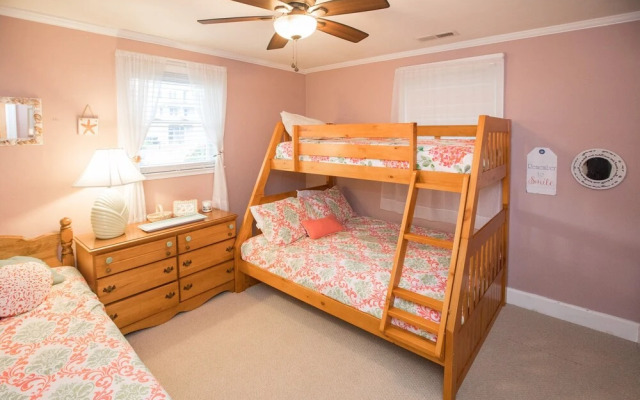 Off The Board - 5 Br Home