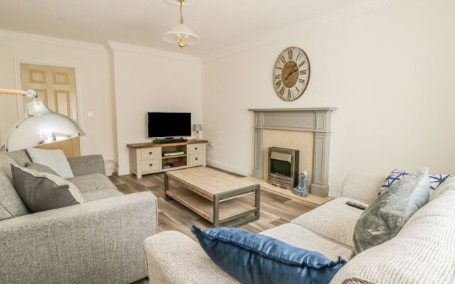 Moss Carr, Grimsby