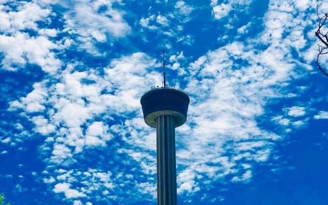 Virginia St. San Antonio Guesthouse Near Downtown