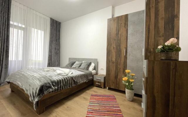 Essenza Charming Two BedRoom Apartment