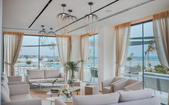 Lenios Beach Hotel