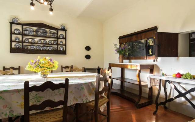 Charming Villa With Pool in Florence