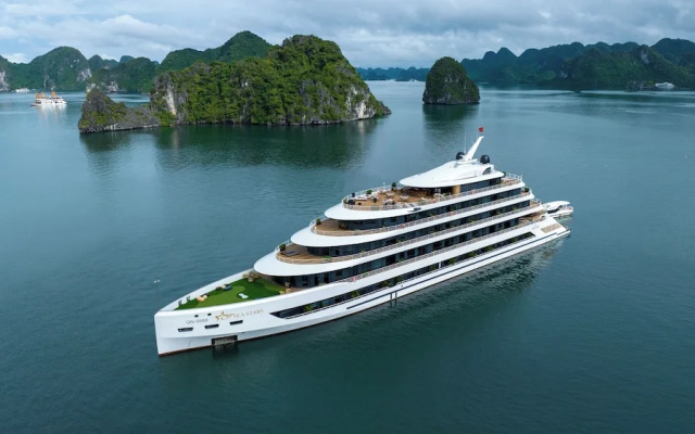 Sea Stars Cruise Ha Long Bay