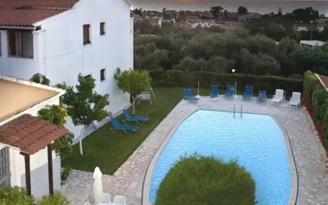 Irene Apartments Acharavi