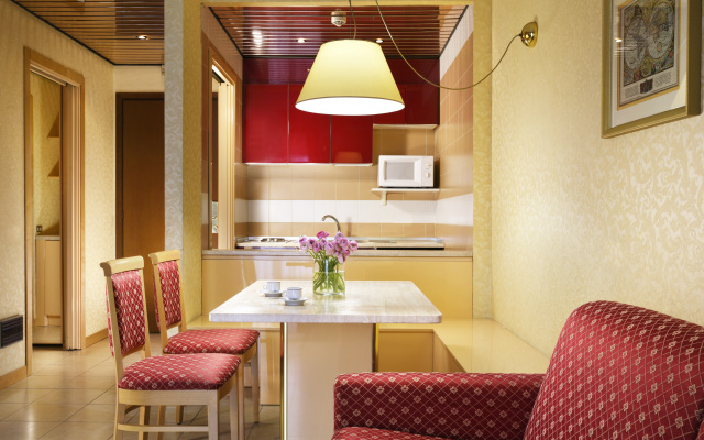 Quark Due Milano Hotel & Residence