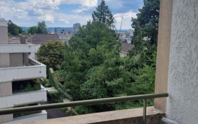 Full 3 Bedroom Flat With Internet and Balcony