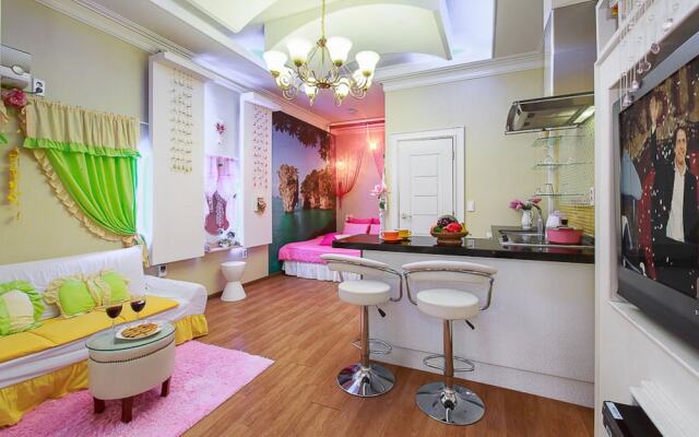 Loverstar In Forest Pension