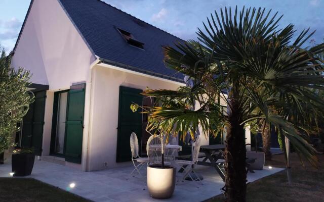grande chambre lumineuse et spacieuse 22m2