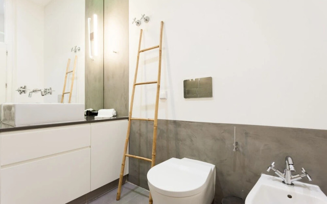 Baixa Tile Blue Two-Bedroom Apartment - by LU Holidays