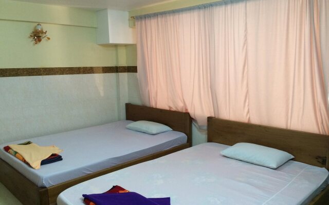 Holiday Guesthouse