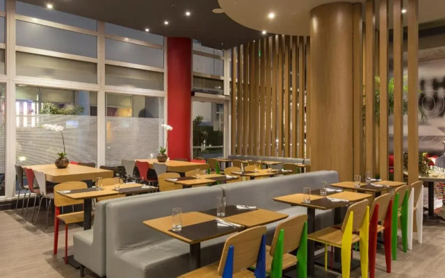 ibis Tamboré