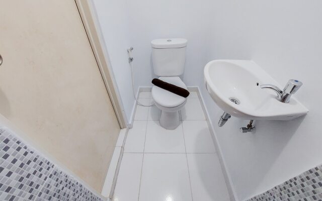 Minimalist Studio Apartment (No Kitchen) At Aeropolis Residence