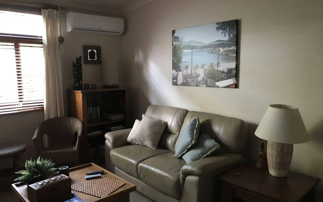 Tallow Beach Motel