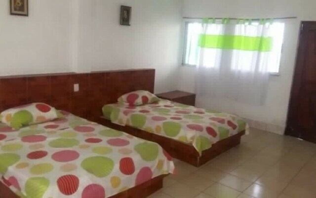 Tortugas Place Hotel y Bungalos