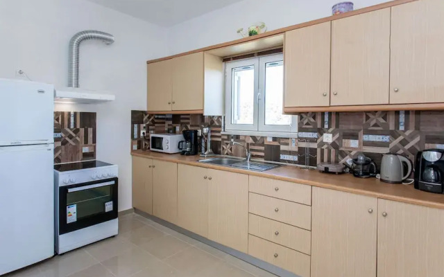 Hillside Seaview Apartment
