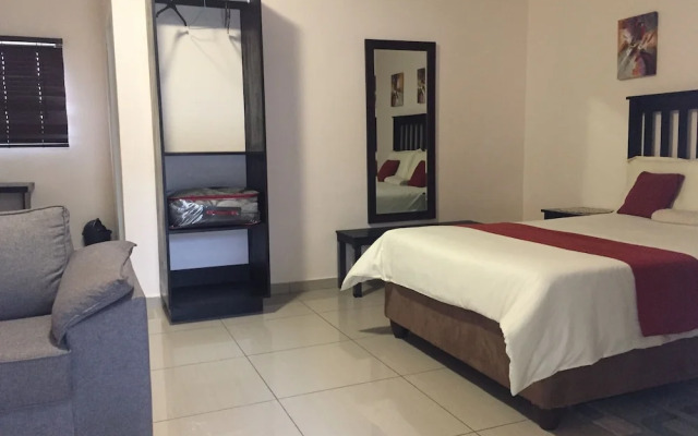 Lediba Guest lodge