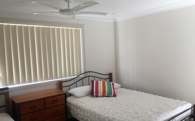 Shoal Bay Road, 33A 'Shoal Bay Views'