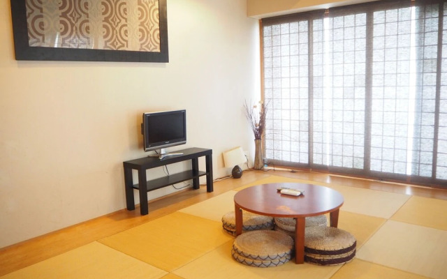 Nipponbashi Dotonbori Apartment