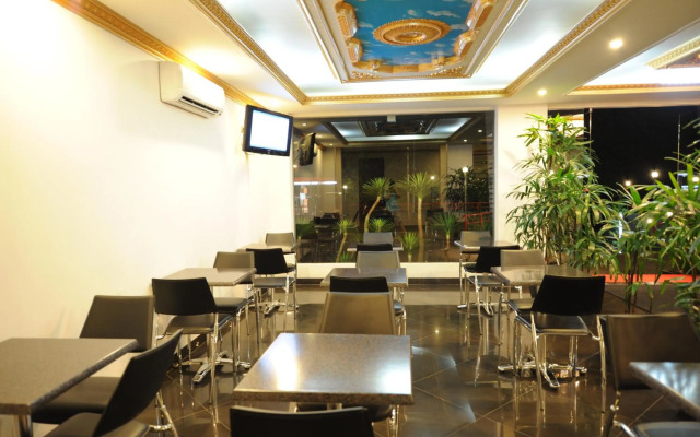 Wirton Dago Hotel