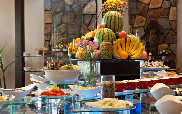 Waterfront Insular Hotel Davao