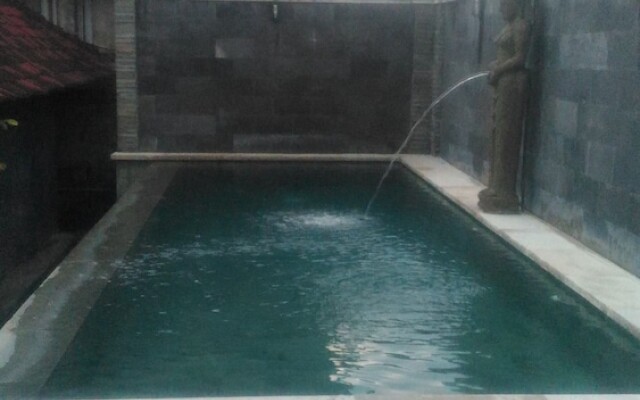 Dewi Antara Homestay