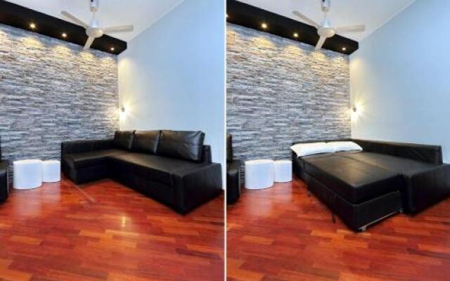 Sapphire Apartment