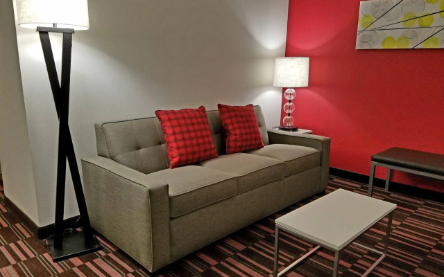 Holiday Inn Irving Las Colinas by IHG