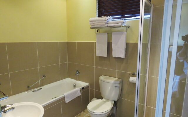 Howick Falls Hotel