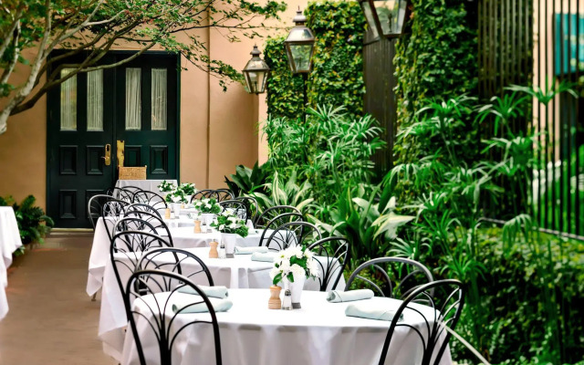 Planters Inn