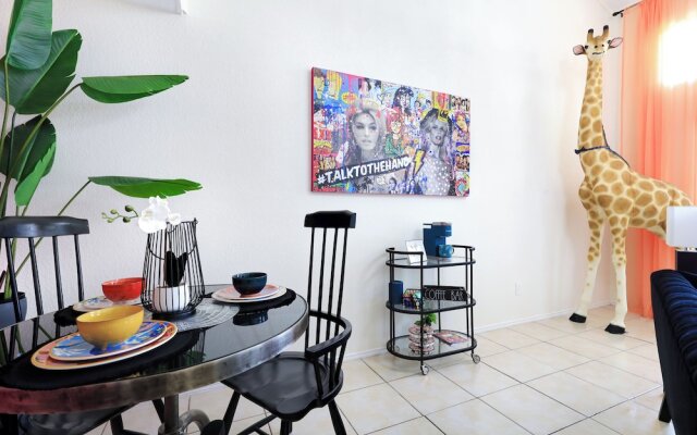 Graffiti and Glam Wonderland