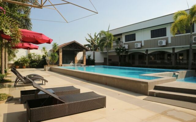 Casa Palmera Tourist Inn