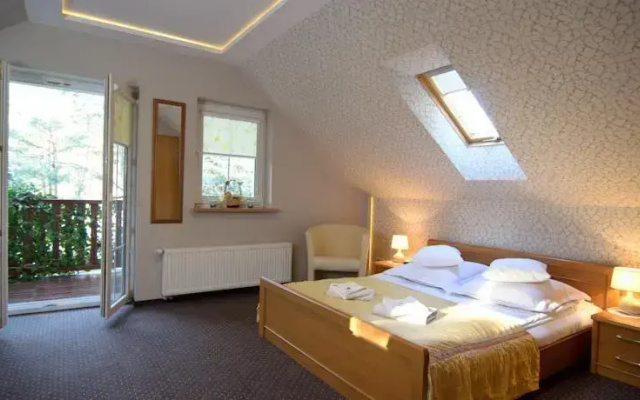 Hotelik Gościniec Pod Sosnami Drzonków