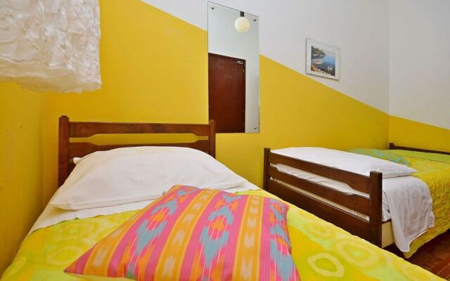 Apartment Green Corner