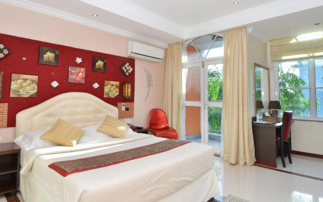 Le Vieux Nice Inn