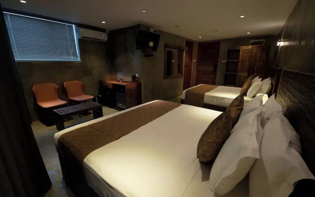 selene city hotel