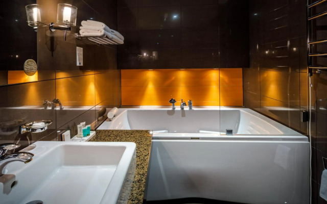 Meresuu SPA & Hotel