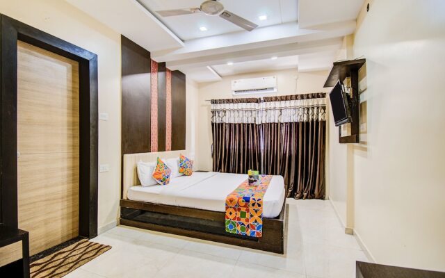 Fabhotel Krishna Regency