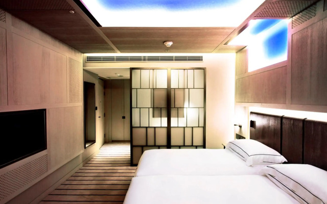 The Emperor Hotel