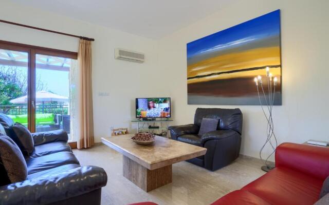 3 bedroom Villa Madelini with private pool, Aphrodite Hills Resort