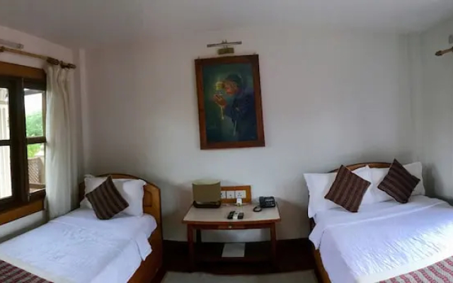 Hidden World Resort And Spa