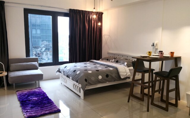 Tropicana 218 Suites