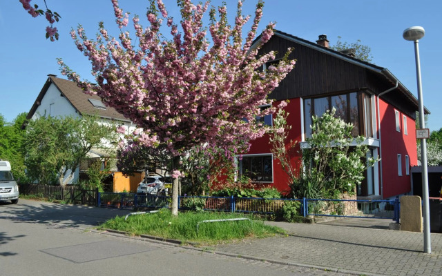 Punkrock Harbour Pension Bähr