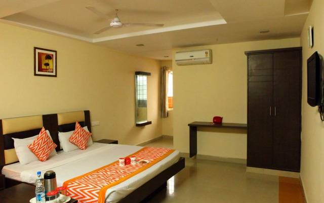 OYO Rooms Sujana Forum Mall