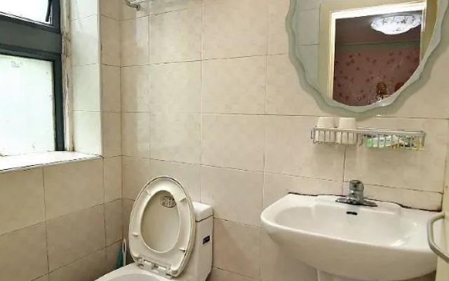 Shanghai Boyang Hotel