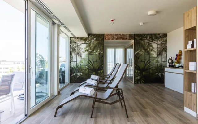 Life Hotel 4 Superior