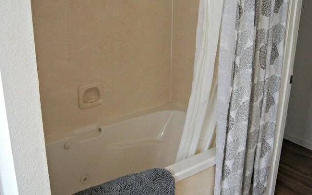 Foothills C-20 in Branson