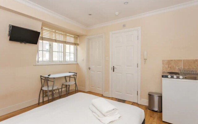 Comfy Studio Apartment Near Trendy Shoreditch